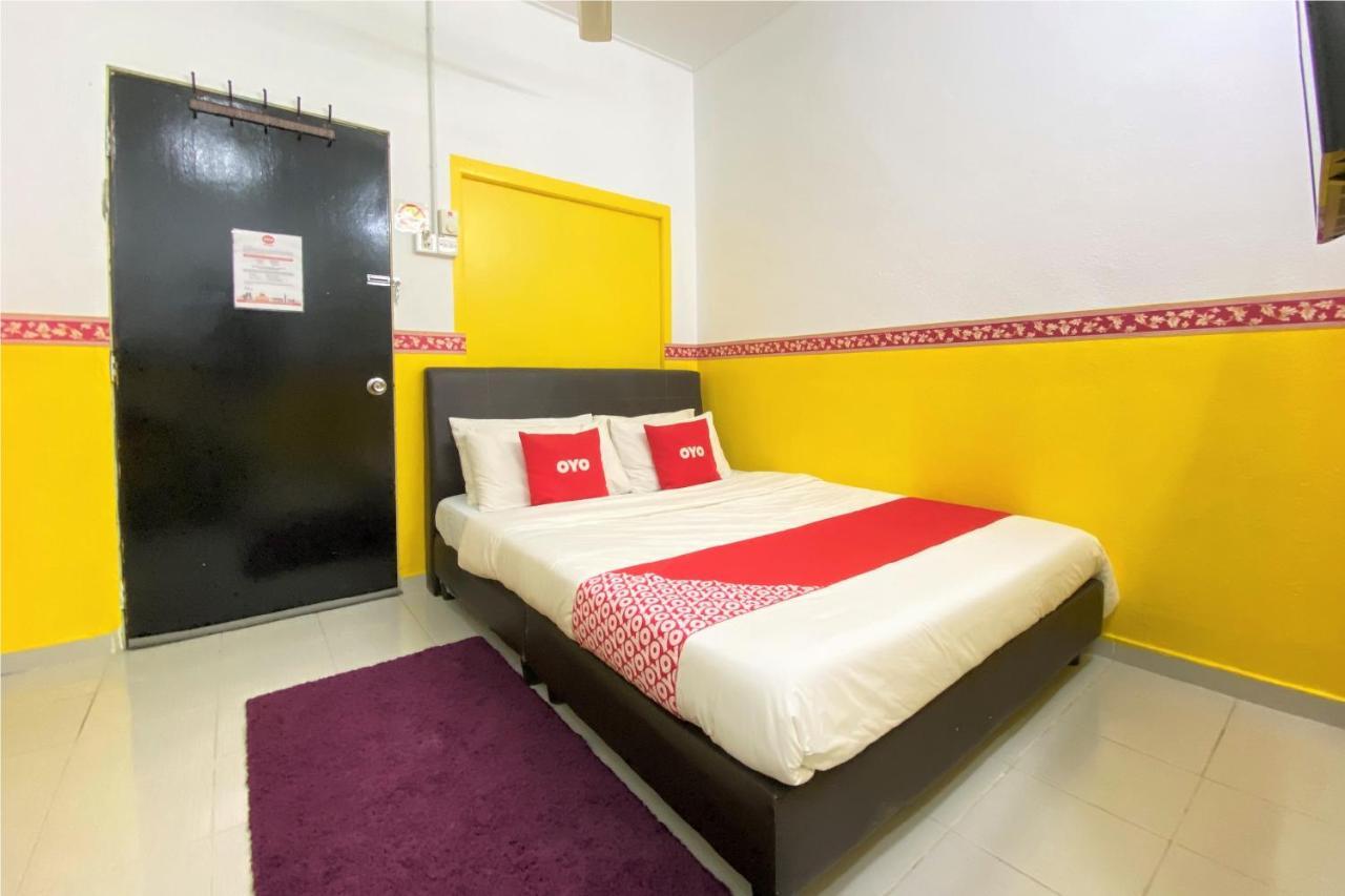 Oyo 90176 D'Cruz Sunrise Villa Pantai Cenang  Exterior photo